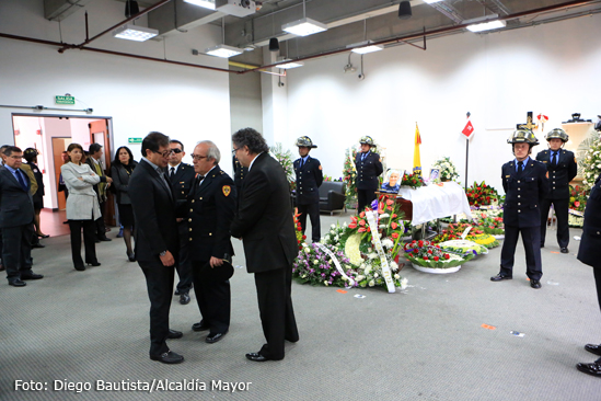 funeral bombero muerto