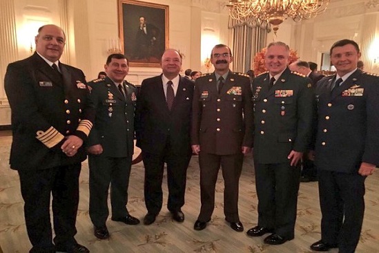 Cúpula militar en la Casa Blanca