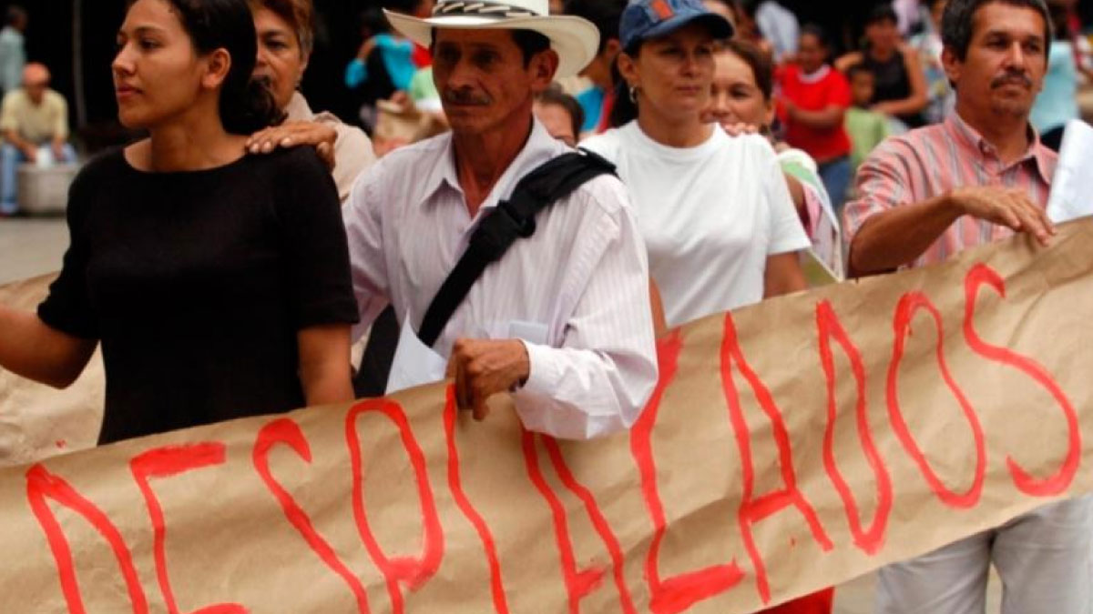 Desplazamiento En Colombia Aumentó En Un 101 Kienyke 0703