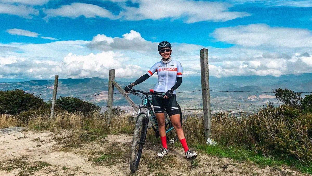 La nalgada que le dieron a ciclista bogotana mientras entrenaba en Antioquia KienyKe