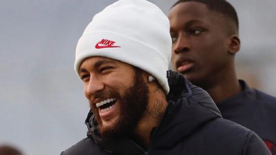 La broma de Neymar a su hijo La broma de Neymar a su hijo