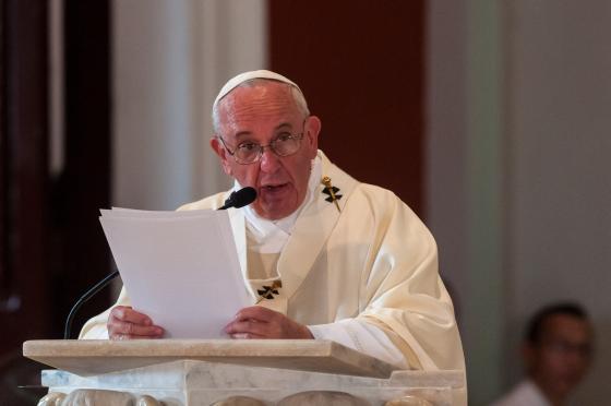 Papa Francisco pide que todos tengan vacuna en su mensaje de Navidad