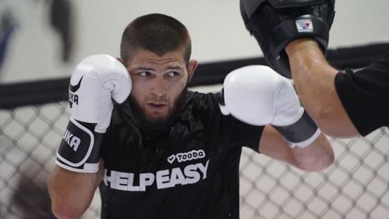 Pelea al interior de UFC entre Khabib Nurmagomedov y Dana White