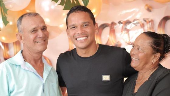 Mensajes de solidaridad con Carlos Bacca tras el fallecimiento de su mamá