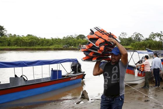 Lanchas en vez de armas