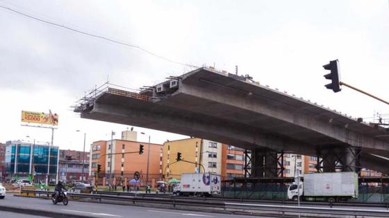 Demolerán puentes en Bogotá