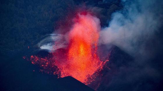 Propuesta de lanzar bombas a volcán La Palma