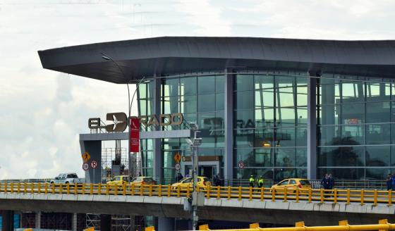 Retrasos en el aeropuerto El Dorado