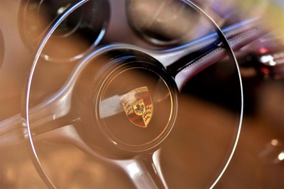 Millonaria venta de modelo exclusivo de Porsche Millonaria venta de modelo exclusivo de Porsche