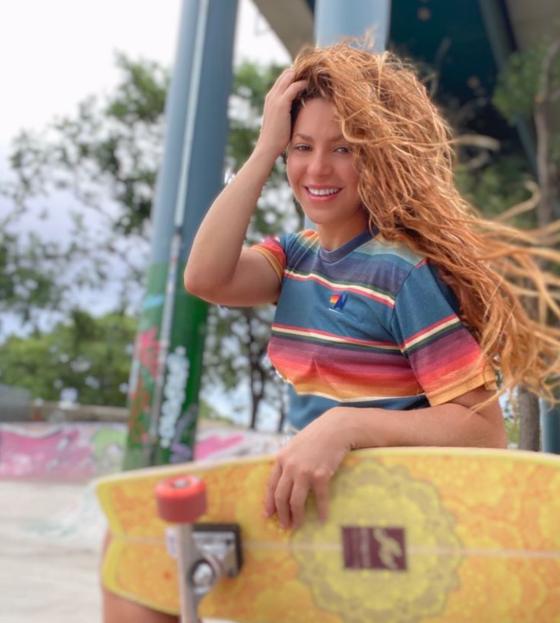 Instagram - @shakira