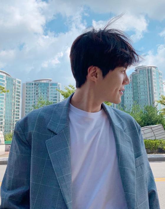 Instagram - @seonho__kim Instagram - @seonho__kim