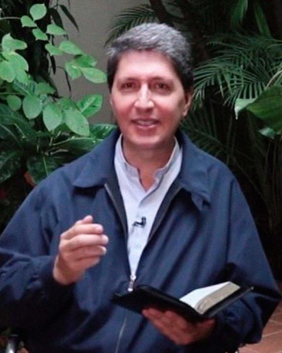 Padre Carlos Arturo Yepes Padre Carlos Arturo Yepes
