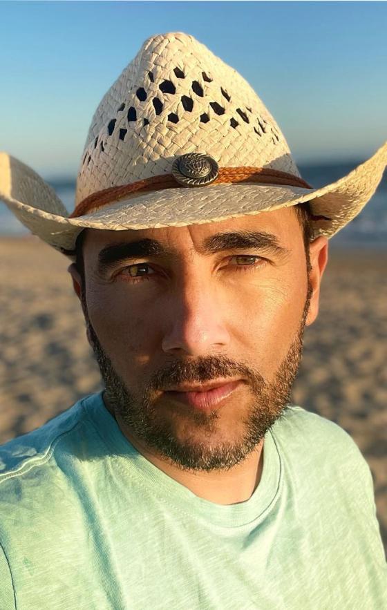 La colombiana que le roba el corazón a Raúl Gasca La colombiana que le roba el corazón a Raúl Gasca desde hace 10 años