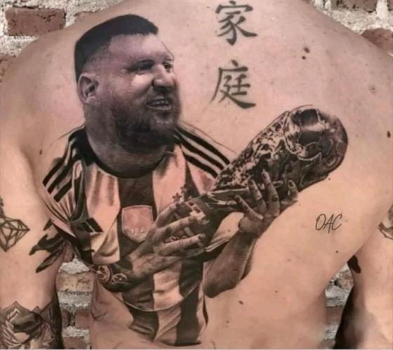 Messi obeso gordo tatuaje