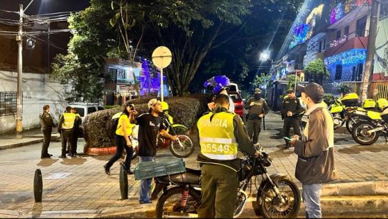 refuerzo seguridad alumbrados Medellín noticias Colombia refuerzo seguridad alumbrados Medellín noticias Colombia