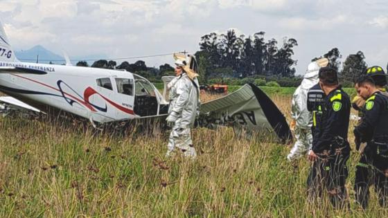 Avioneta aterrizó en la autopista Norte