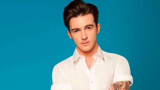 Drake Bell aparece