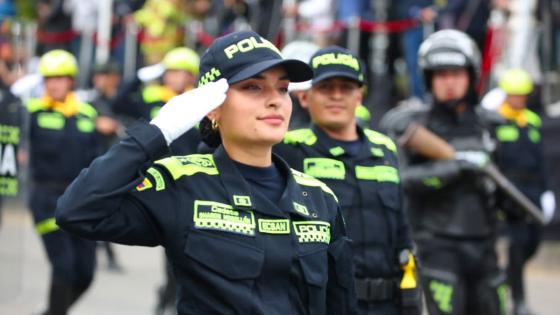 ✓ Policía Nacional de los Colombianos