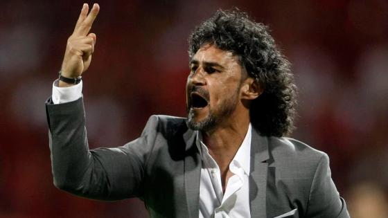 El dt deja de ser técnico del Cienciano de Perú Leonel Álvarez