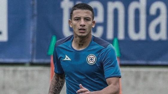 Kevin Castaño ya entrena con Cruz Azul en México