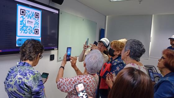 Celular para abuelos y adultos mayores. ¿Qué tan bien funciona