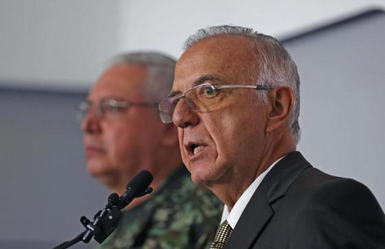 Iván Velásquez Ministro de Defensa