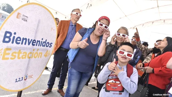 MinTIC lanza el programa '1,2,3 x TIC' para padres y docentes 