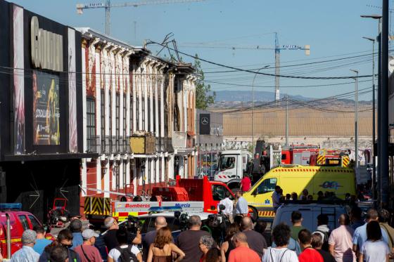 Tragedia en Murcia, España: 13 personas murieron calcinadas al interior de un local