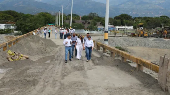 Nuevas medidas para que vehículos de carga puedan pasar por el río Tonusco