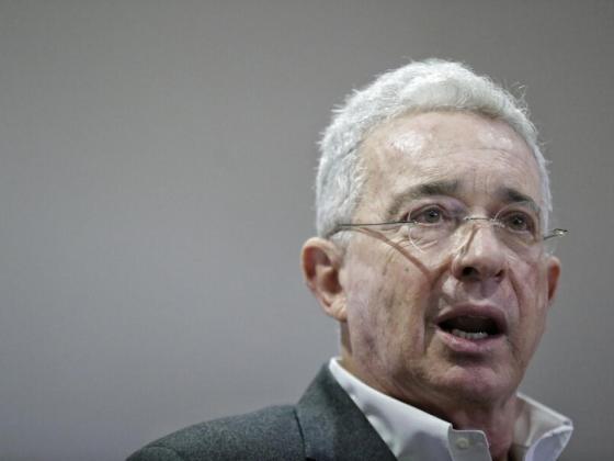 alvaro-uribe-velez alvaro-uribe-velez
