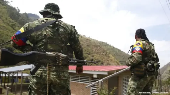 Disidencias atacan con drones a población en el Cauca