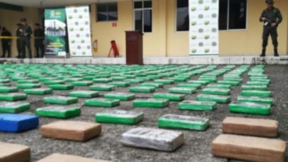 Autoridades incautan en 120 kilos de cocaína ocultas en buque