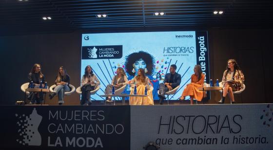 Mujeres cambiando la moda