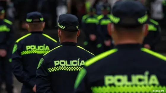 Policía