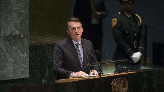 El presidente brasileño, Jair Bolsonaro, dirige un discurso a la Asamblea General de las Naciones Unidas en la sede de la ONU en Nueva York, el 24 de septiembre de 2019