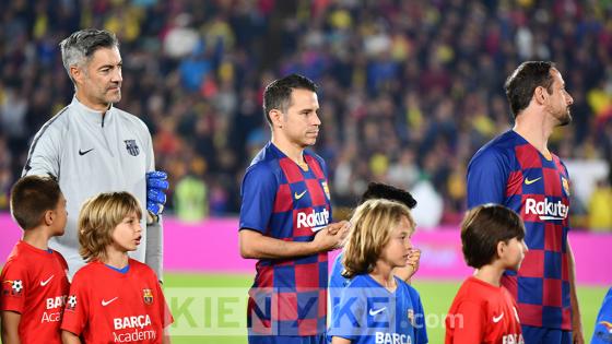 Así se vivió el partido entre las leyendas de Colombia y Barcelona en Bogotá.