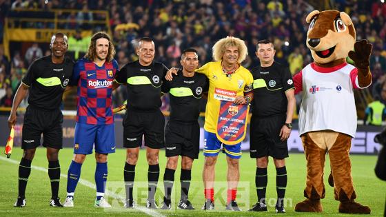 Así se vivió el partido entre las leyendas de Colombia y Barcelona en Bogotá.