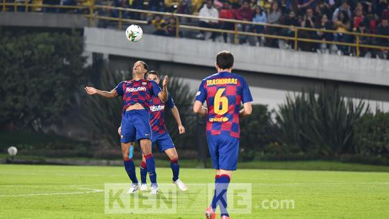 Así se vivió el partido entre las leyendas de Colombia y Barcelona en Bogotá.