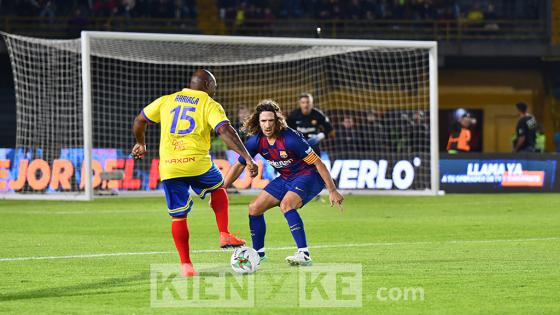 Así se vivió el partido entre las leyendas de Colombia y Barcelona en Bogotá.