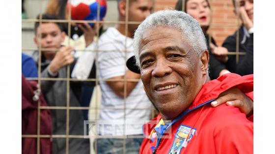 Entrenamiento de las leyendas de la Selección Colombia previó al compromiso con las leyendas del Barcelona.