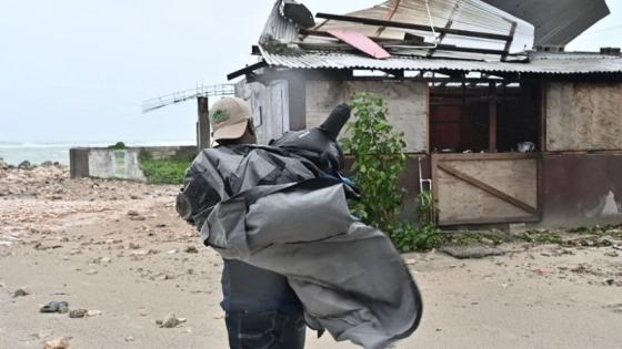 Jamaica Llegan 20 aviones con ayuda humanitaria y helicópteros de EE. UU.