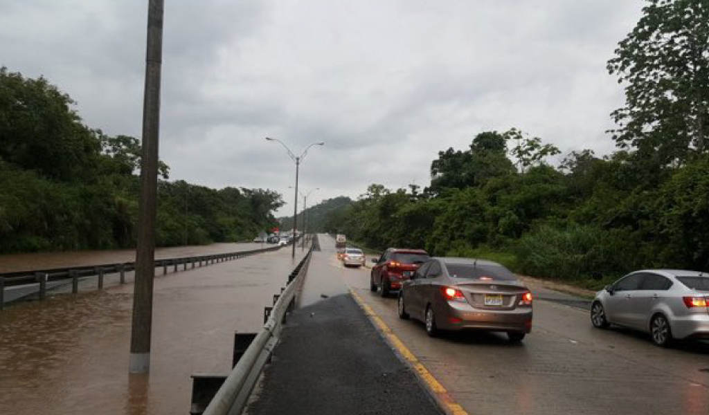 Emergencias En Panamá Por Fuertes Lluvias | KienyKe