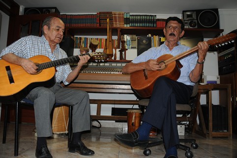 Silva y Villalba aún viven… y siguen cantando